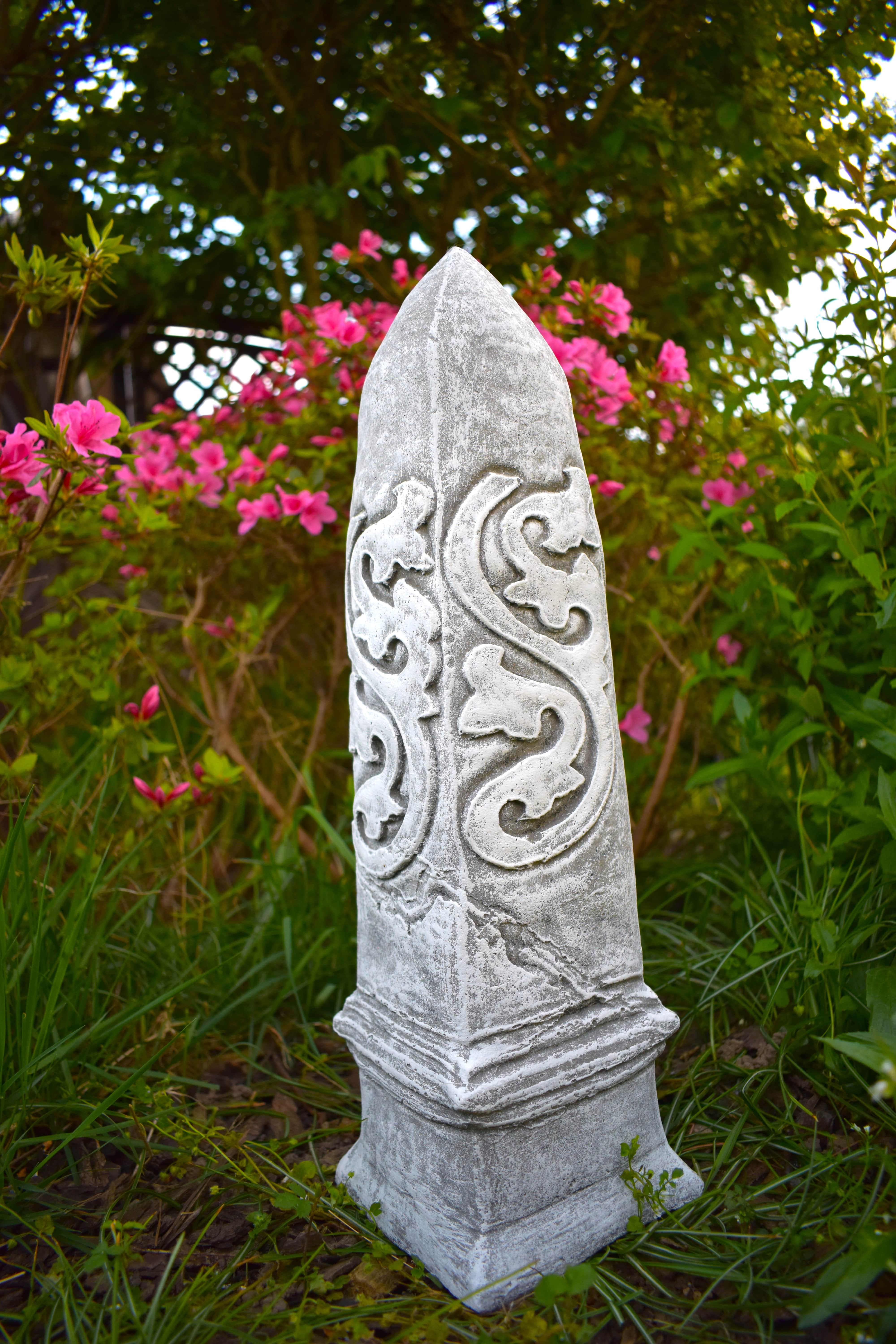 Obelisk - mystischer Steinpfeiler - keltisch
