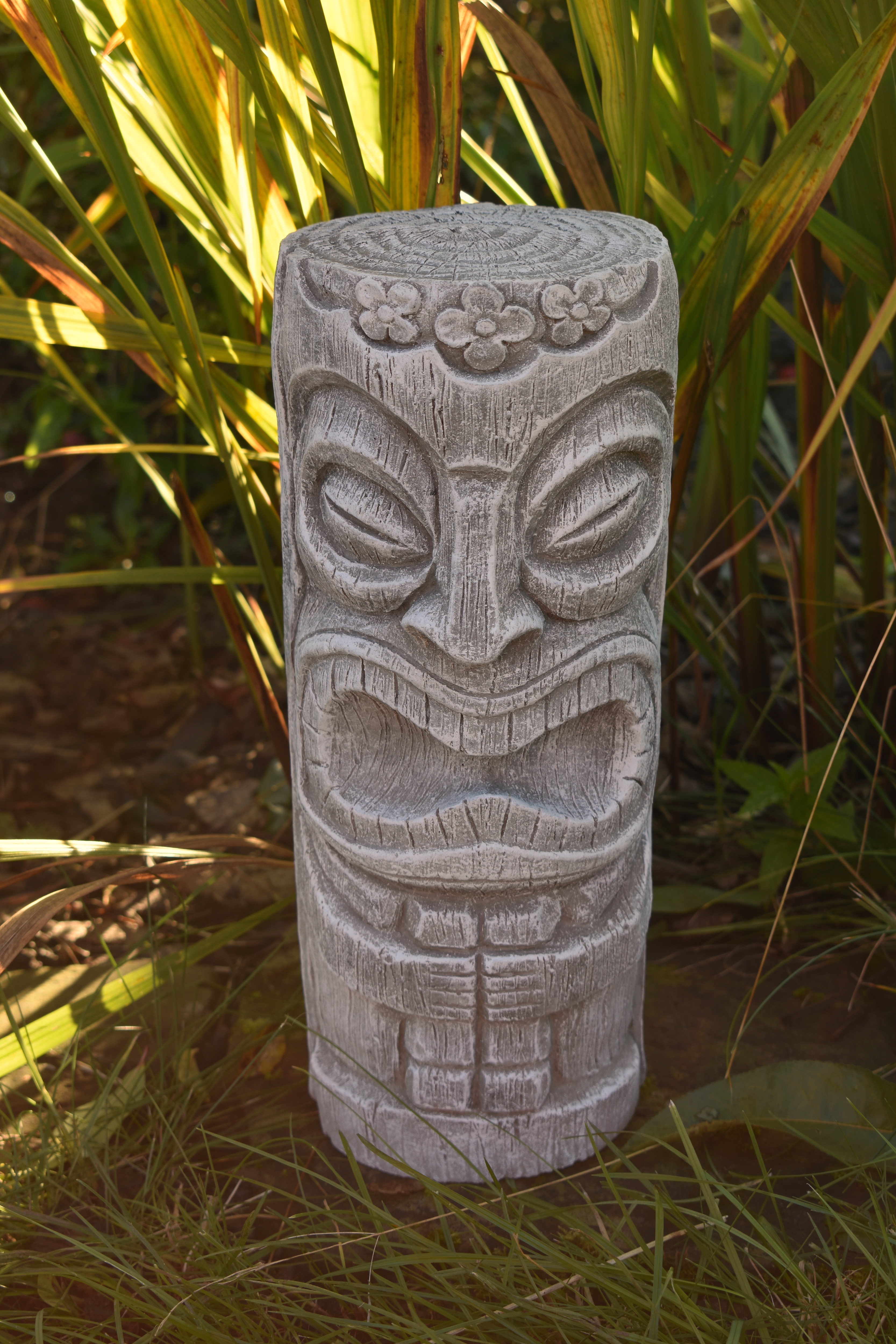 Blumentiki "Hawaiian" XL Empalili steinfigur